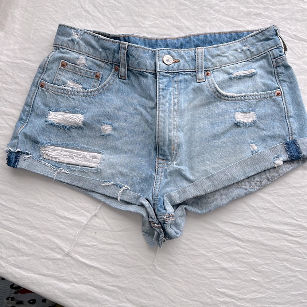 H&M Divided Women’s Denim Shorts, Size 10, Blue